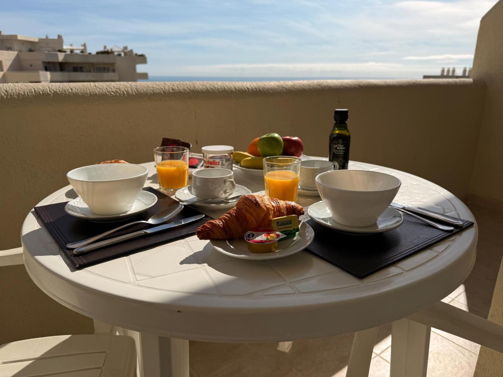 Kingfisher Apartments Benal Beach Benalmadena Bagian luar foto