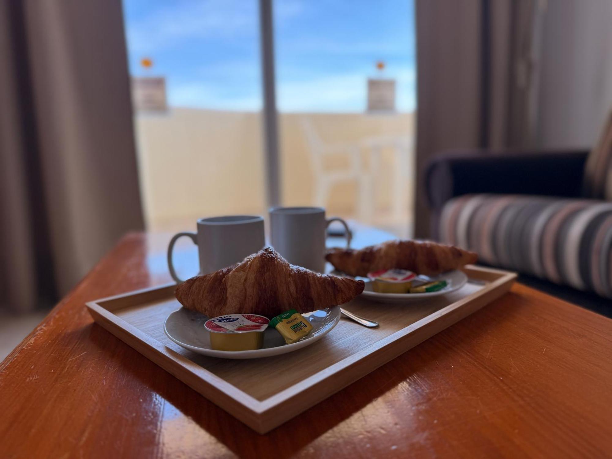 Kingfisher Apartments Benal Beach Benalmadena Bagian luar foto