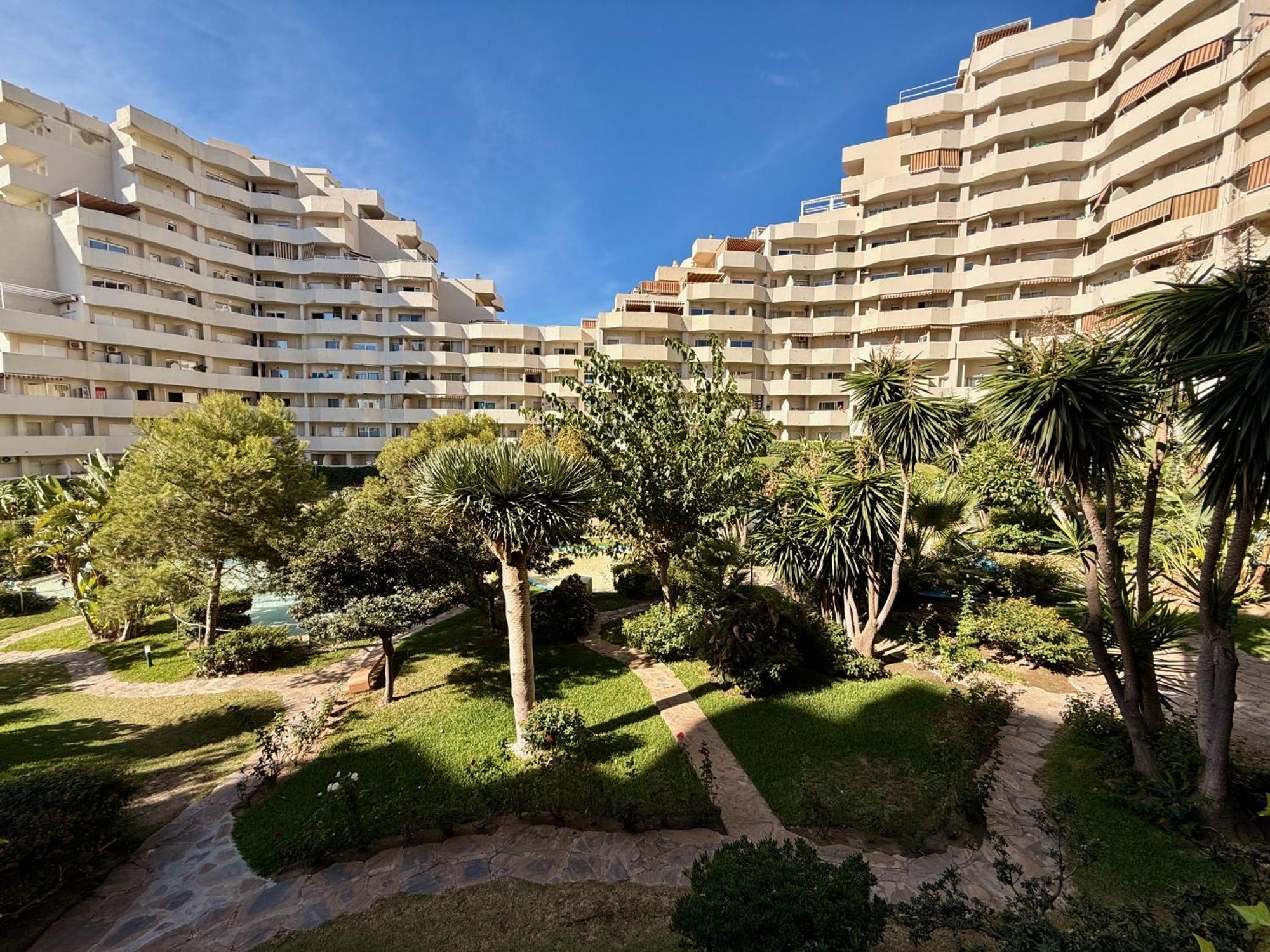 Kingfisher Apartments Benal Beach Benalmadena Bagian luar foto