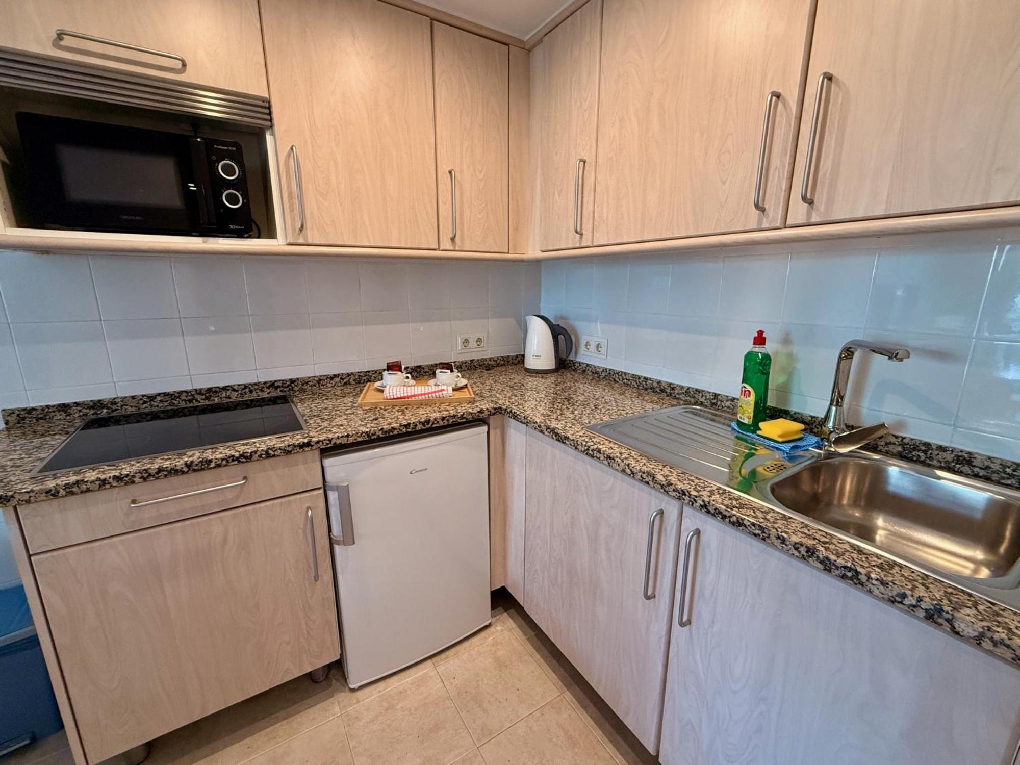 Kingfisher Apartments Benal Beach Benalmadena Bagian luar foto