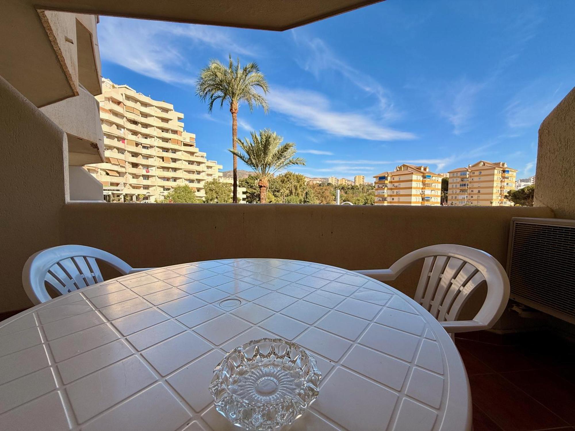 Kingfisher Apartments Benal Beach Benalmadena Bagian luar foto