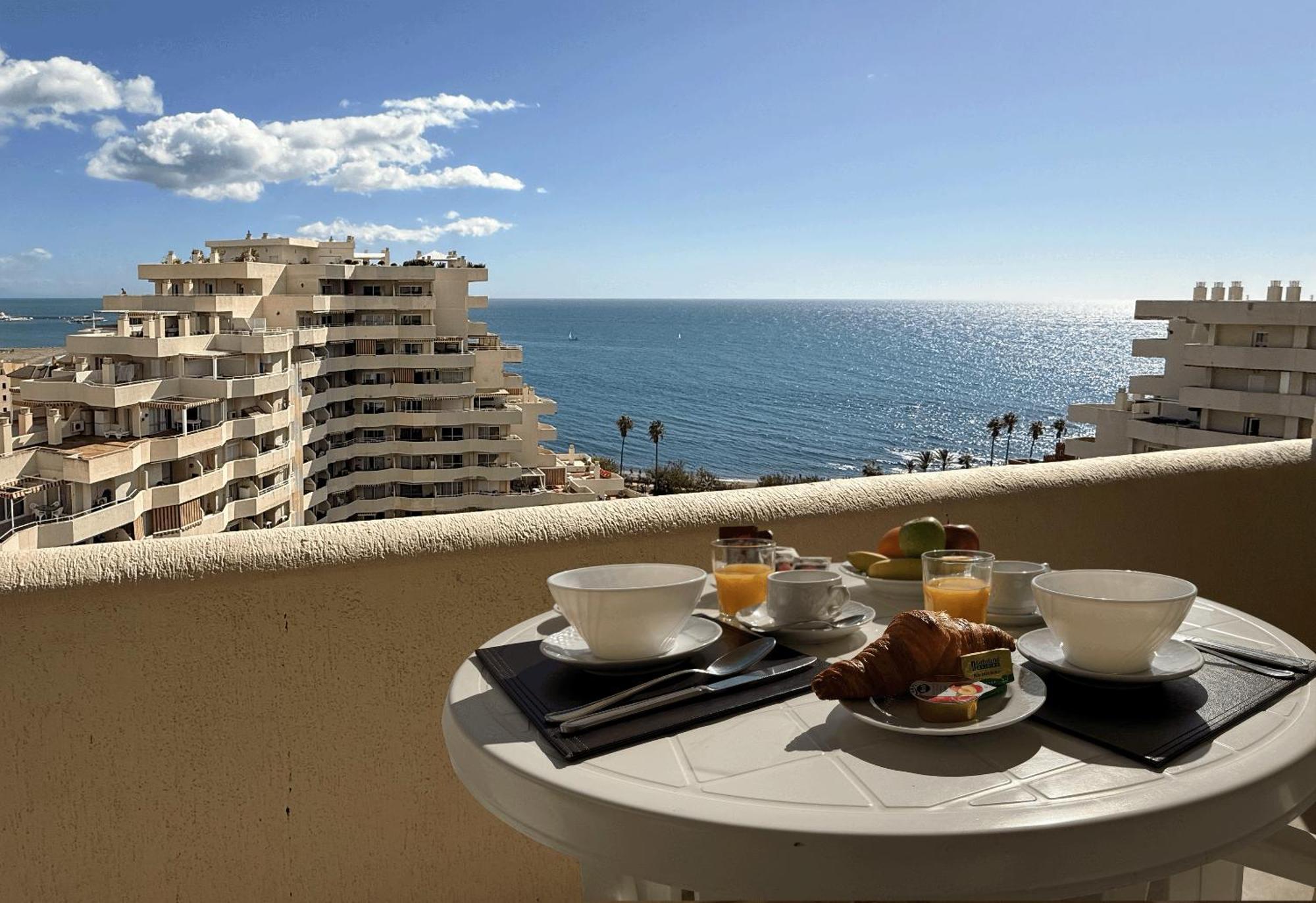 Kingfisher Apartments Benal Beach Benalmadena Bagian luar foto